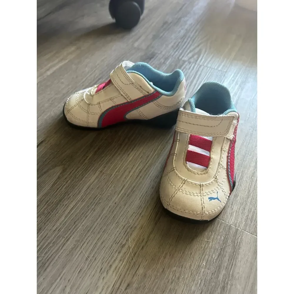 Puma toddler size 5C low top sneakers